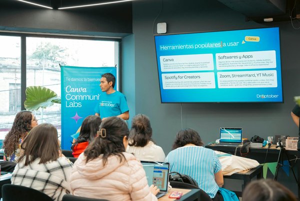 Ultimate Handbook for Starting a Creative Industry Coworking Space in the UK